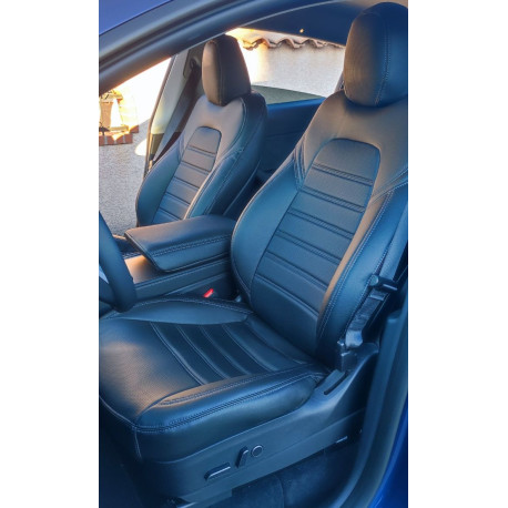 Housses Auto sur Mesure Simili Cuir  TESLA 3  Sans accoudoir arrière  5 PORTES 2017 à aujourd'hui